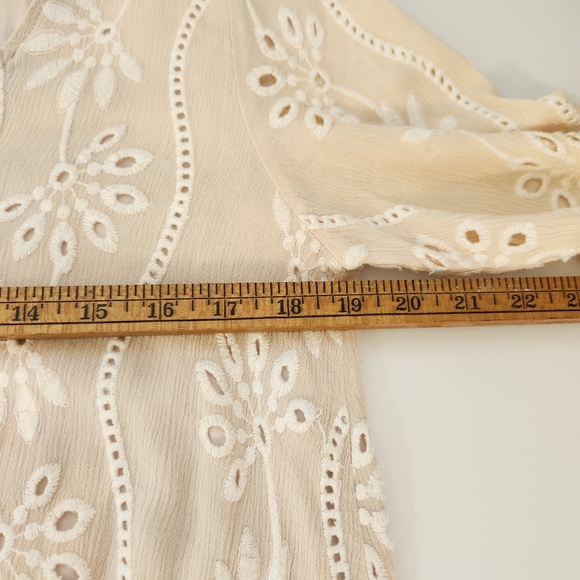 lulus eyelet lace wms lined mini dress 3/4 slv sz L ivory white aline boho hippy - Picture 9 of 11